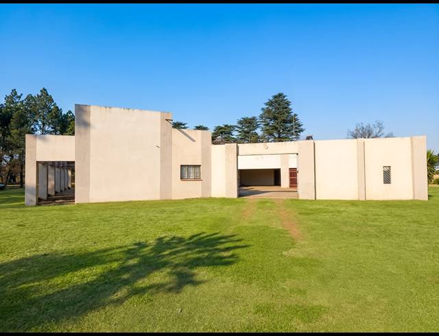 3 BEDROOM HOUSE TO LET IN ZUURFONTEIN